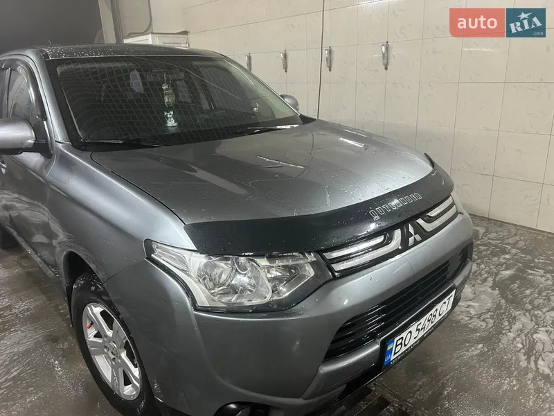 Mitsubishi Outlander