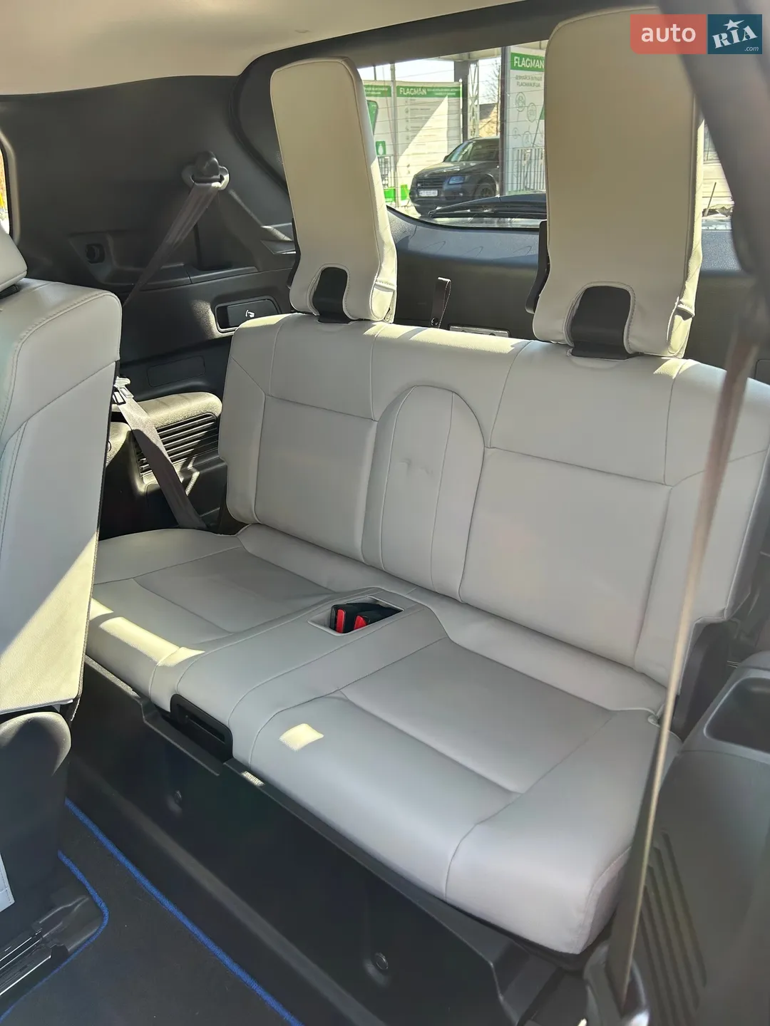 2023 Mitsubishi Outlander - мініатюра 26