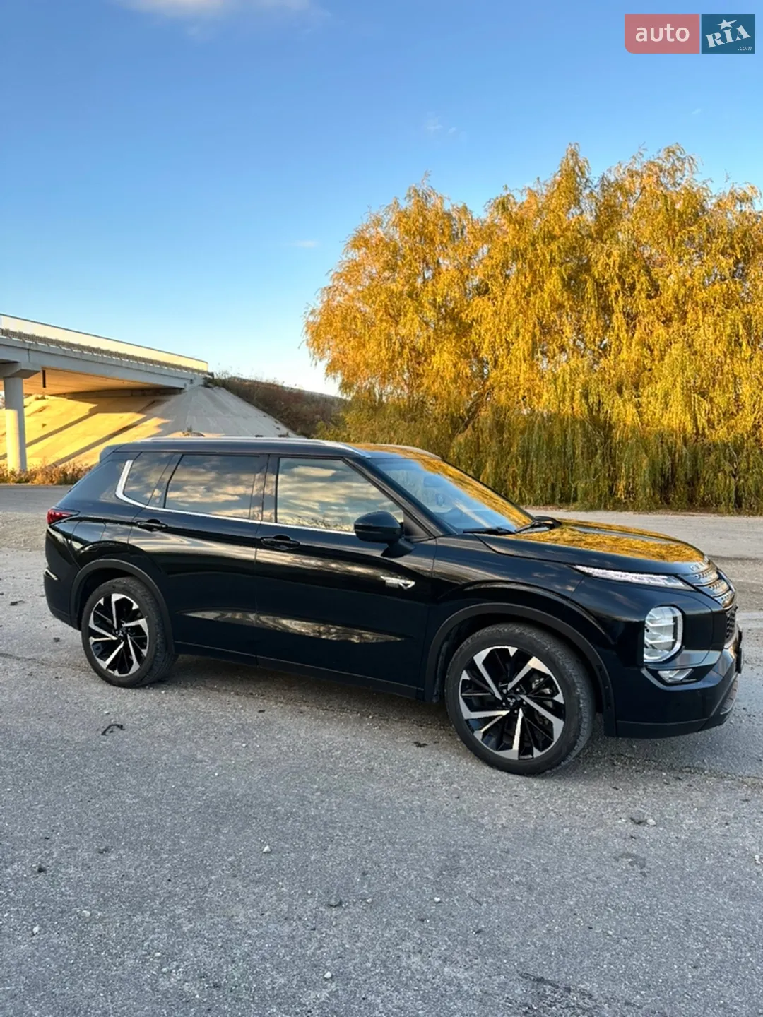 2023 Mitsubishi Outlander - мініатюра 5