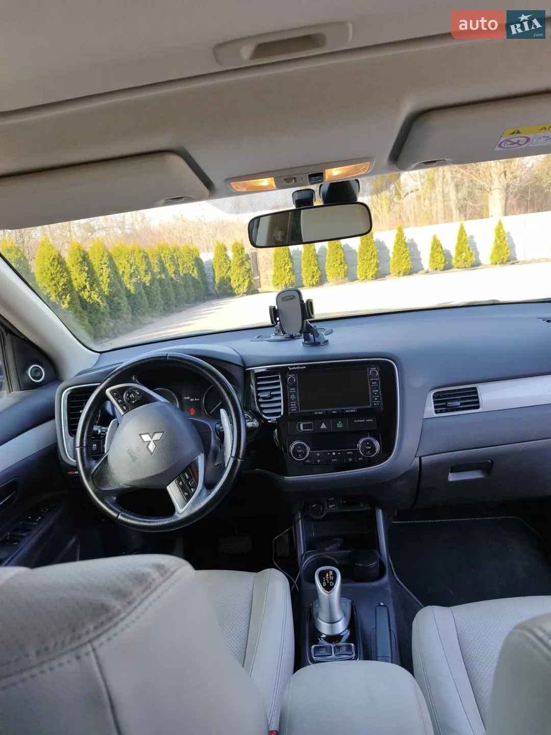2013 Mitsubishi Outlander - мініатюра 14