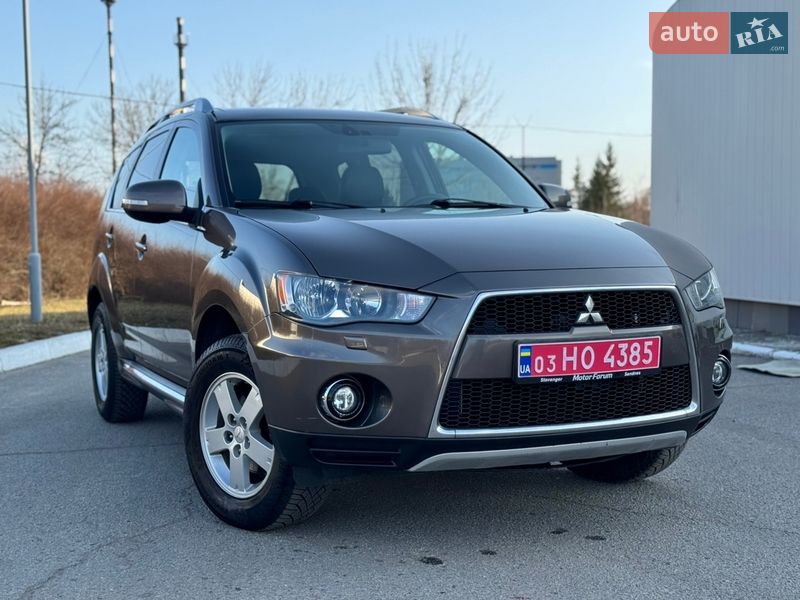 Mitsubishi Outlander 2010