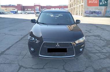 Внедорожник / Кроссовер Mitsubishi Outlander 2010 в Тернополе