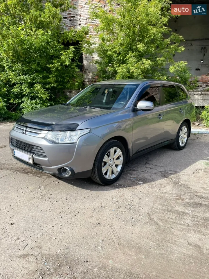 2015 Mitsubishi Outlander - мініатюра 21