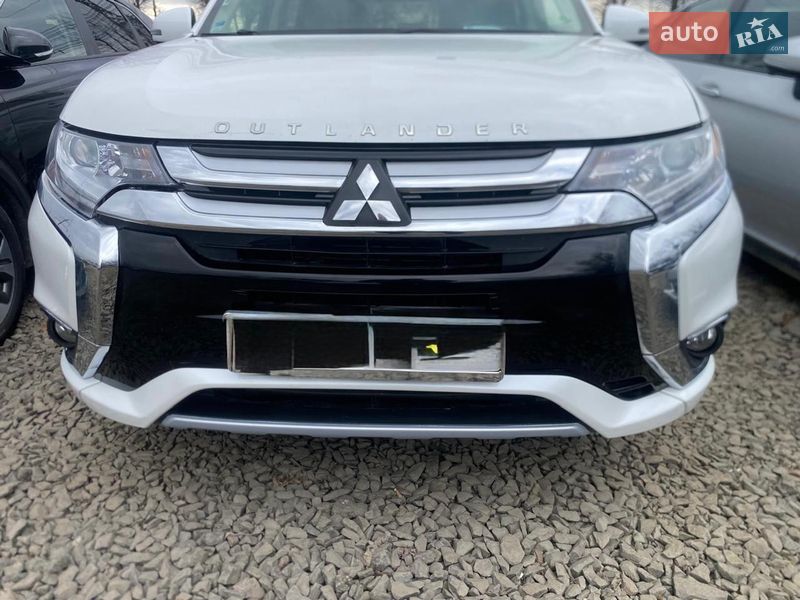 Mitsubishi Outlander 2018