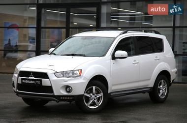 Внедорожник / Кроссовер Mitsubishi Outlander 2011 в Харькове