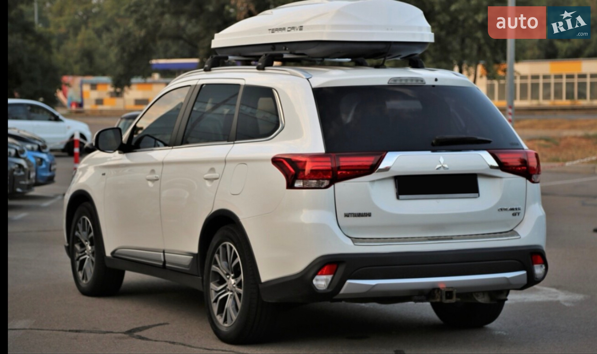 2016 Mitsubishi Outlander - мініатюра 3