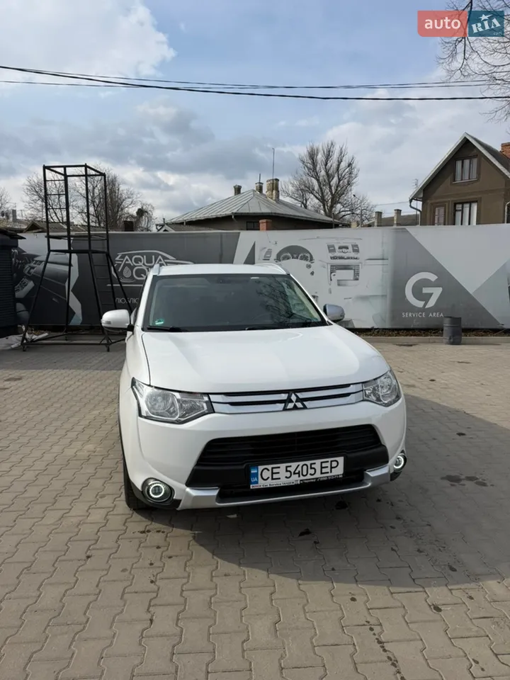 2015 Mitsubishi Outlander - мініатюра 13