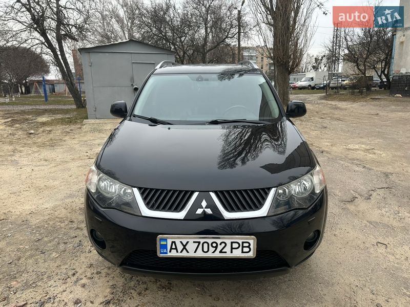Внедорожник / Кроссовер Mitsubishi Outlander 2009 в Харькове