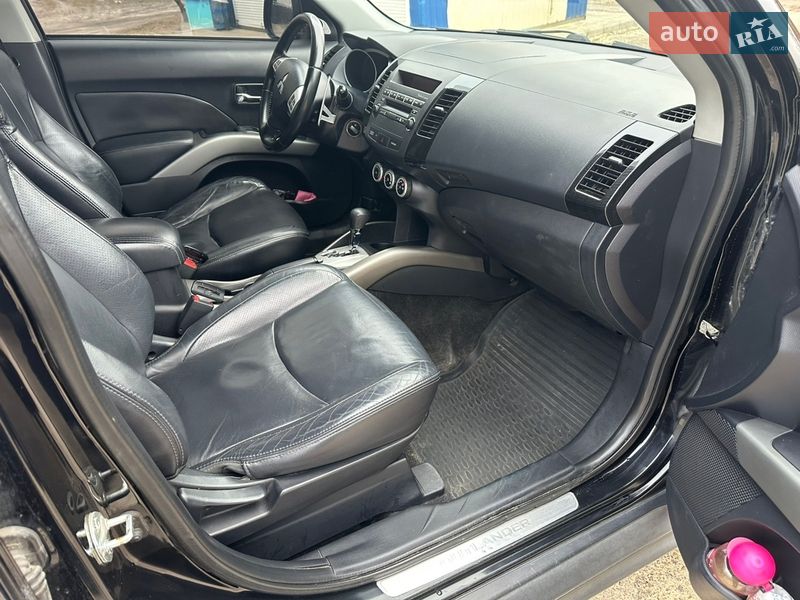 Внедорожник / Кроссовер Mitsubishi Outlander 2009 в Харькове