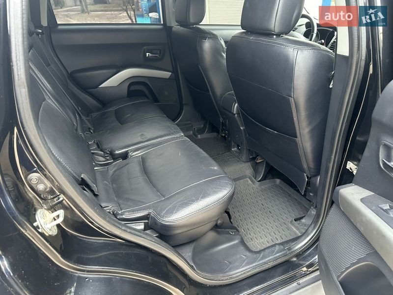 Внедорожник / Кроссовер Mitsubishi Outlander 2009 в Харькове