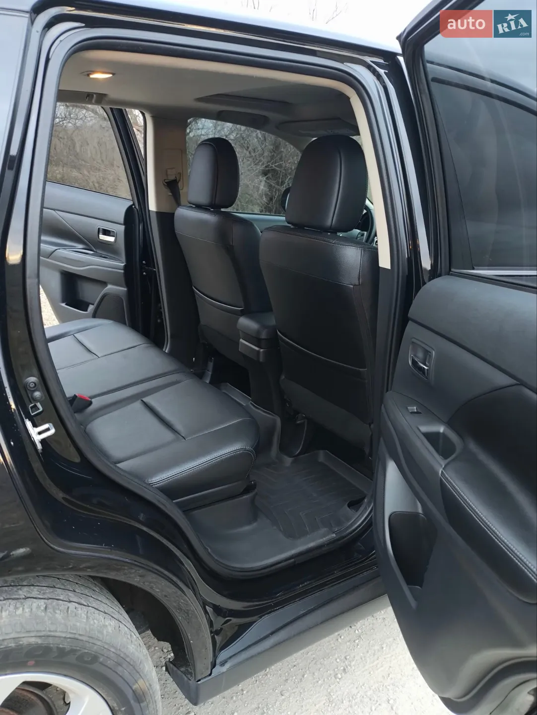 2013 Mitsubishi Outlander - мініатюра 18