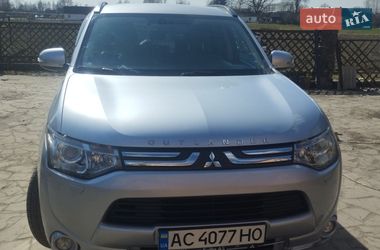 Позашляховик / Кросовер Mitsubishi Outlander 2013 в Маневичах