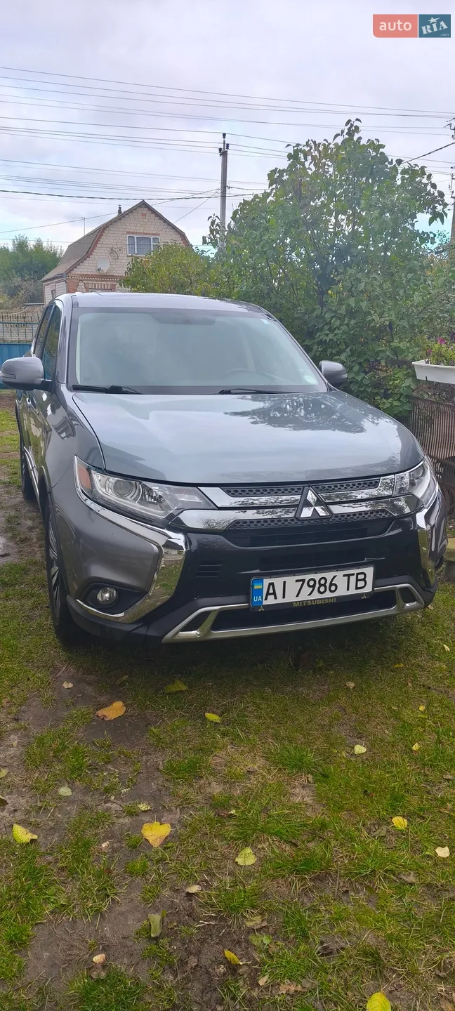 2018 Mitsubishi Outlander - мініатюра 3