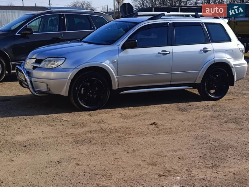 Mitsubishi Outlander