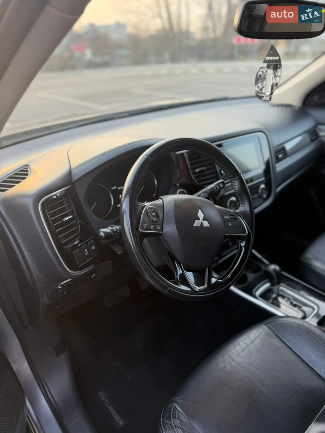 2018 Mitsubishi Outlander - мініатюра 22