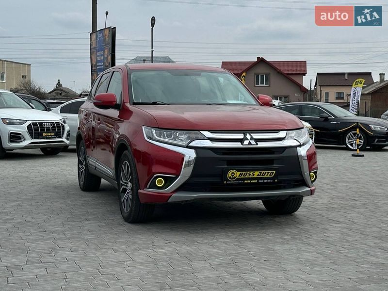 Mitsubishi Outlander 2015