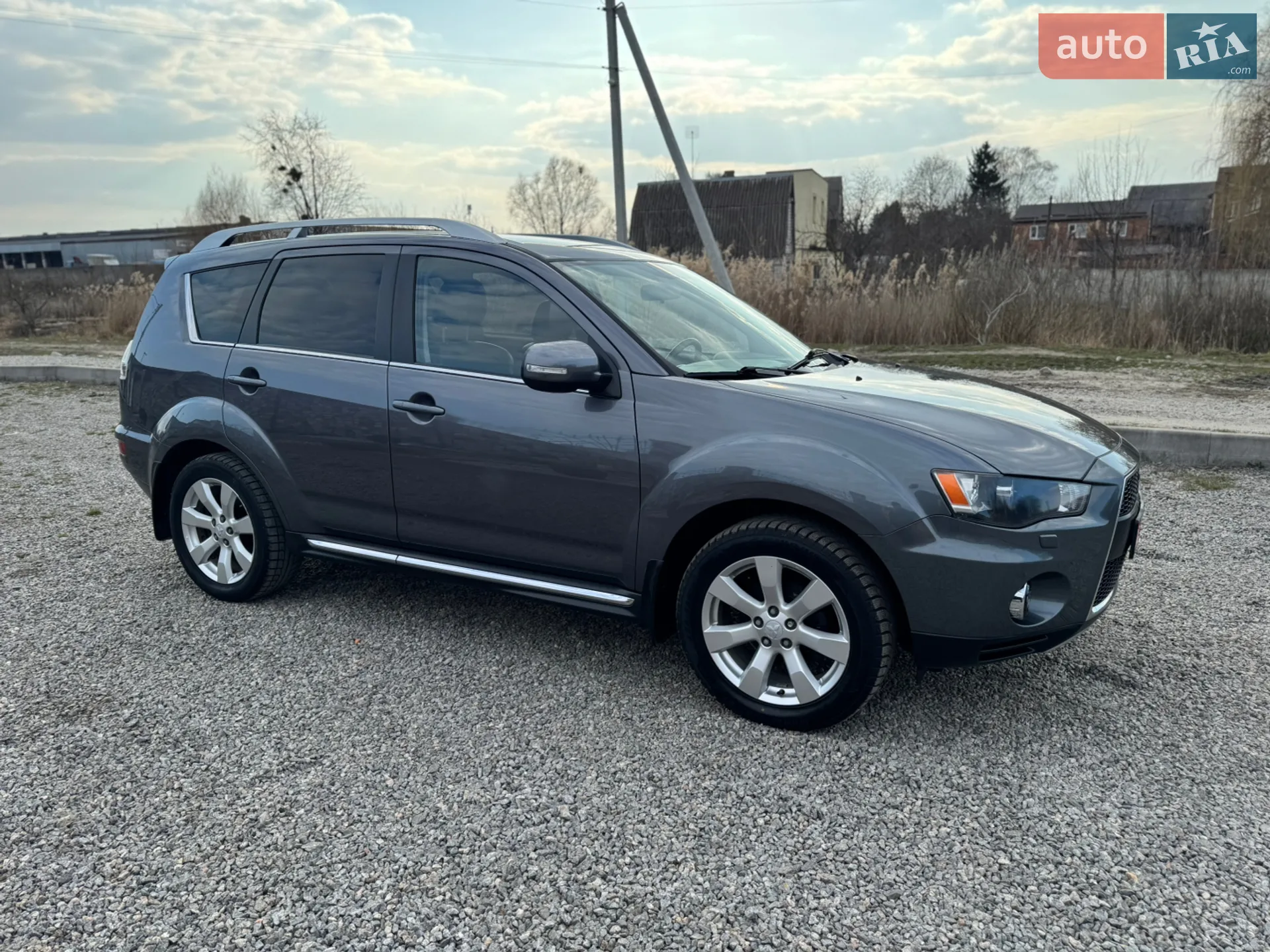 2010 Mitsubishi Outlander - мініатюра 13