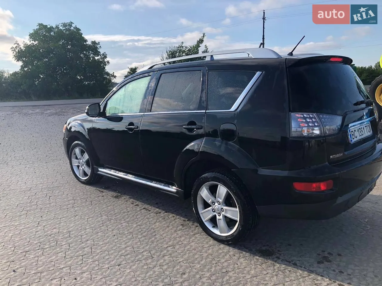2010 Mitsubishi Outlander - мініатюра 11