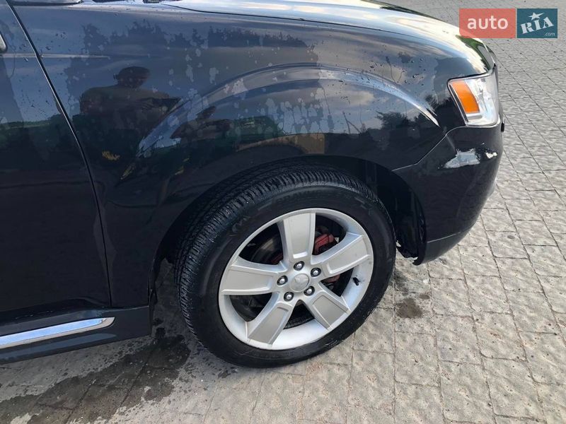 Внедорожник / Кроссовер Mitsubishi Outlander 2009 в Львове