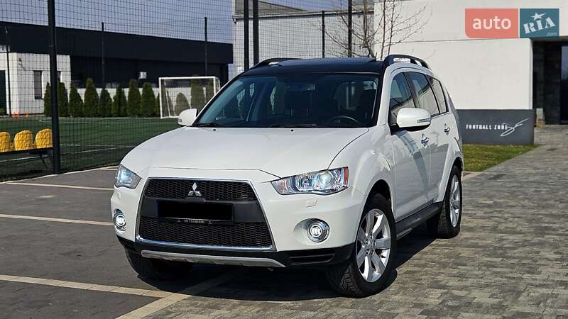 Mitsubishi Outlander 2012