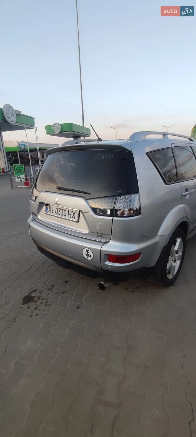 2010 Mitsubishi Outlander - мініатюра 6