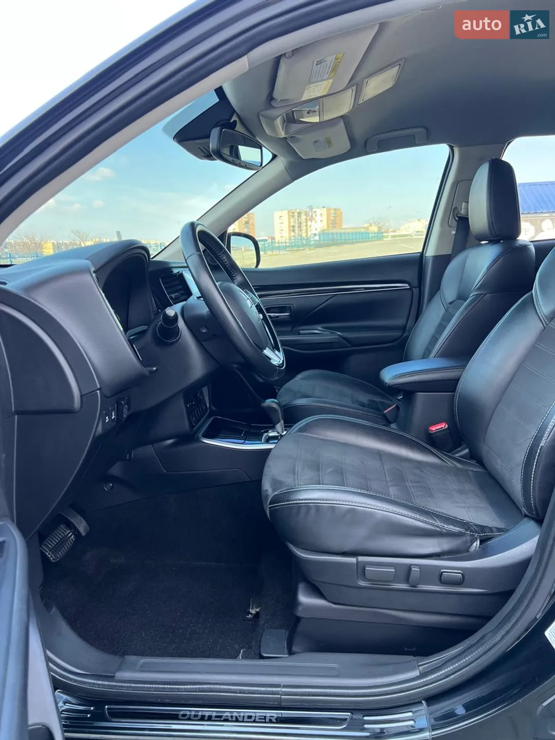 2019 Mitsubishi Outlander - мініатюра 26