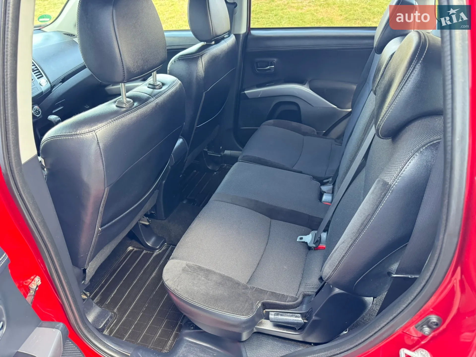 2012 Mitsubishi Outlander - мініатюра 25