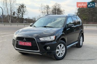 Позашляховик / Кросовер Mitsubishi Outlander 2010 в Радивиліві
