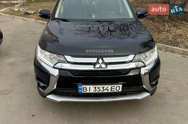 Внедорожник / Кроссовер Mitsubishi Outlander 2017 в Полтаве