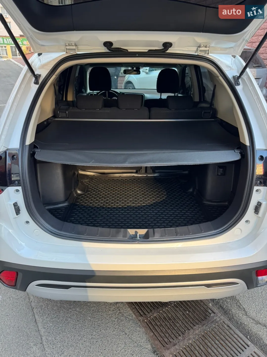 2019 Mitsubishi Outlander - мініатюра 30