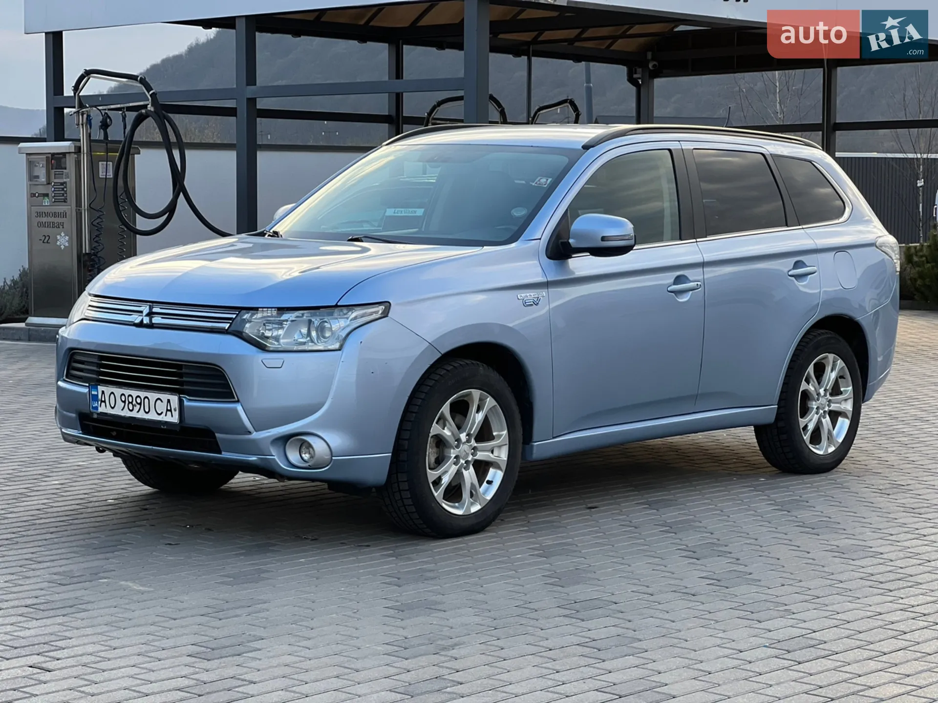 2013 Mitsubishi Outlander - мініатюра 3