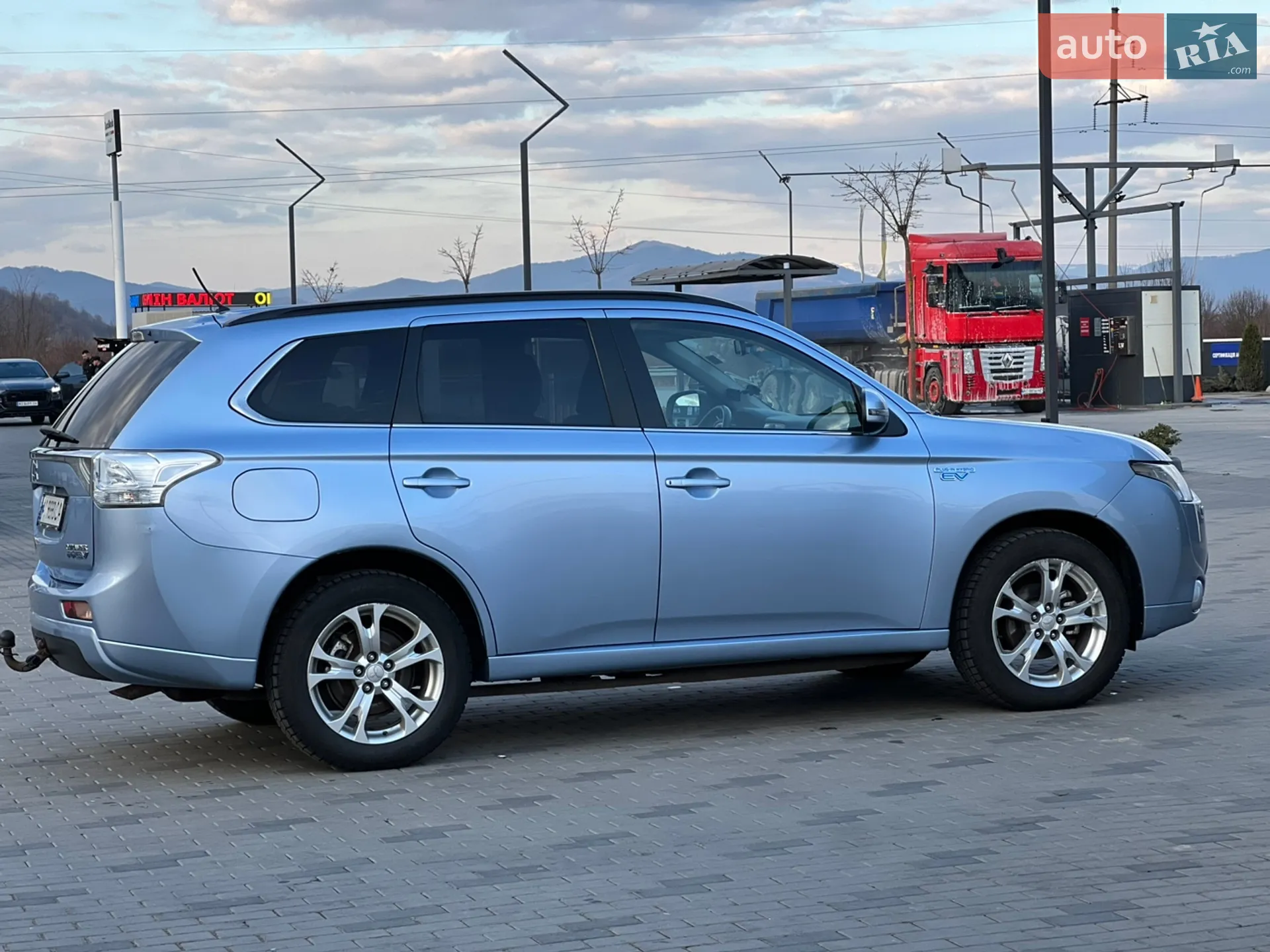 2013 Mitsubishi Outlander - мініатюра 5