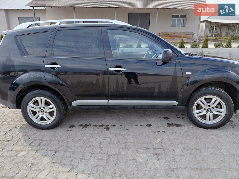 Внедорожник / Кроссовер Mitsubishi Outlander 2008 в Кельменцах