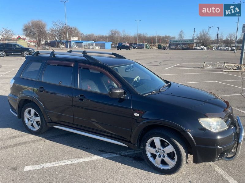 Mitsubishi Outlander 2007