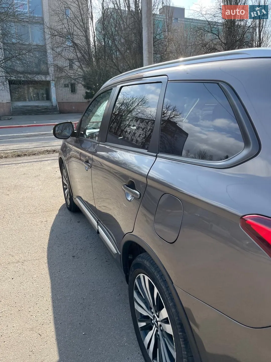 2022 Mitsubishi Outlander - мініатюра 11