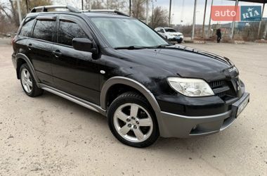 Внедорожник / Кроссовер Mitsubishi Outlander 2005 в Киеве