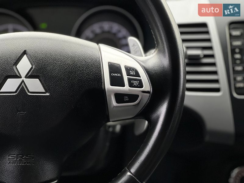 Внедорожник / Кроссовер Mitsubishi Outlander 2010 в Ивано-Франковске