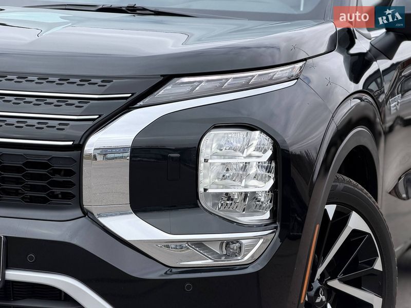 Внедорожник / Кроссовер Mitsubishi Outlander 2024 в Кривом Роге