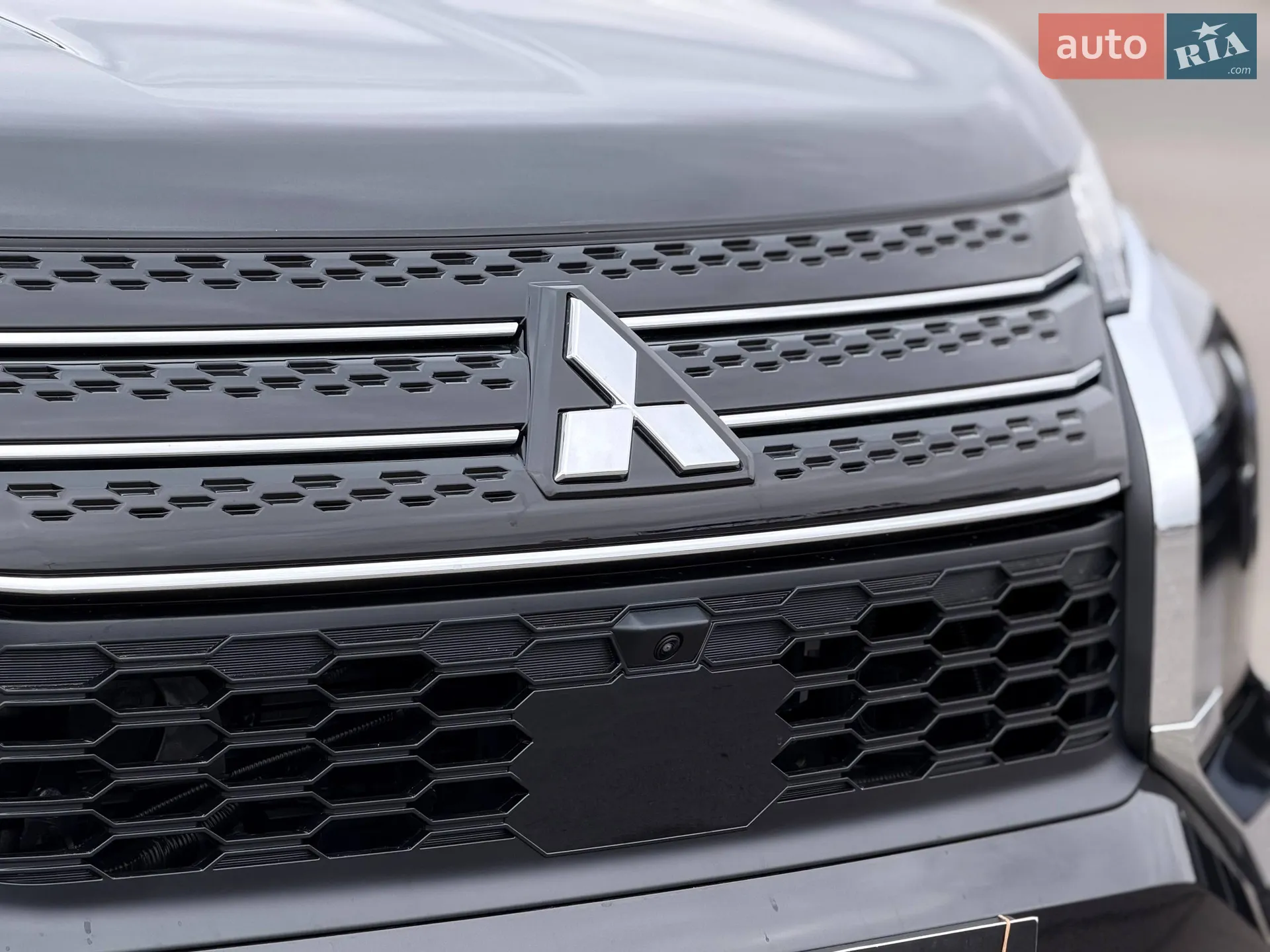 2024 Mitsubishi Outlander - мініатюра 12