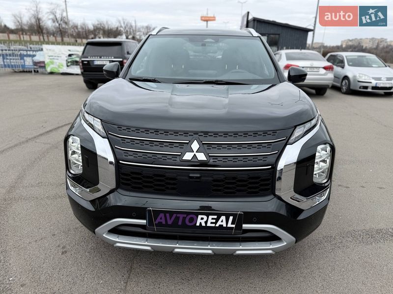 Внедорожник / Кроссовер Mitsubishi Outlander 2024 в Кривом Роге