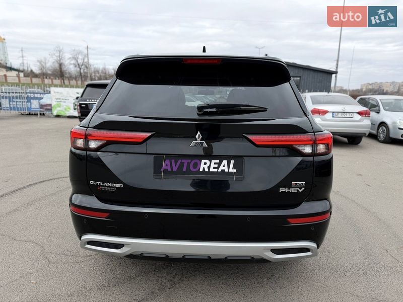 Внедорожник / Кроссовер Mitsubishi Outlander 2024 в Кривом Роге