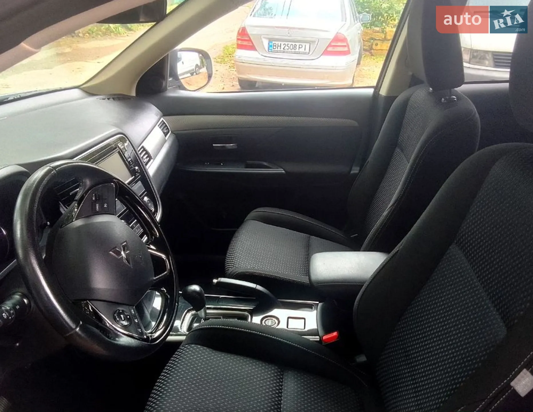 2017 Mitsubishi Outlander - мініатюра 5