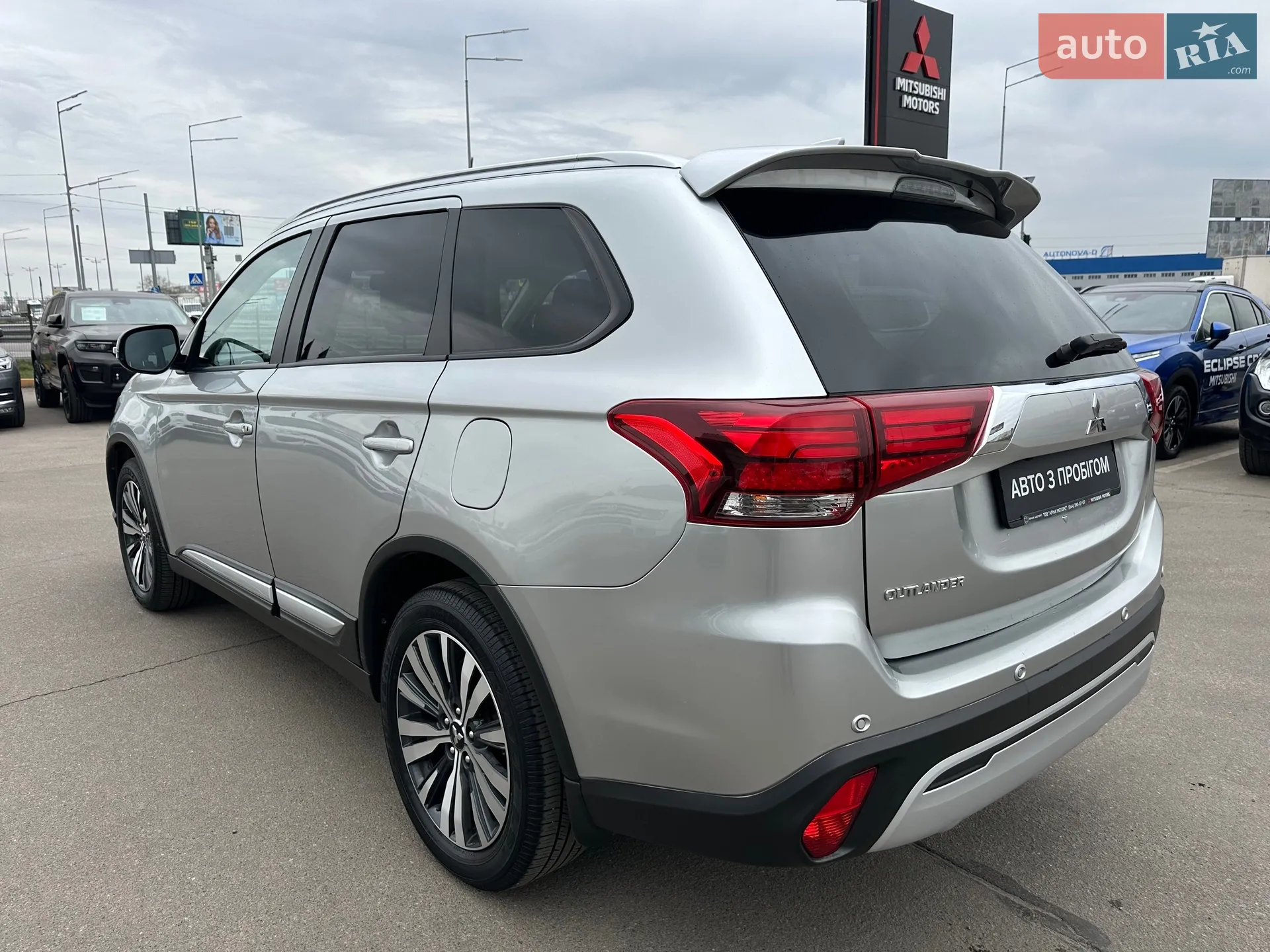 2022 Mitsubishi Outlander - мініатюра 6