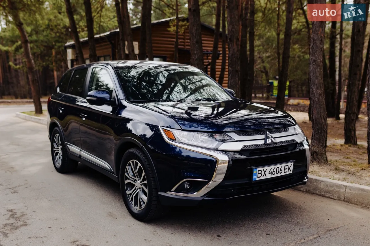 2016 Mitsubishi Outlander - мініатюра 22