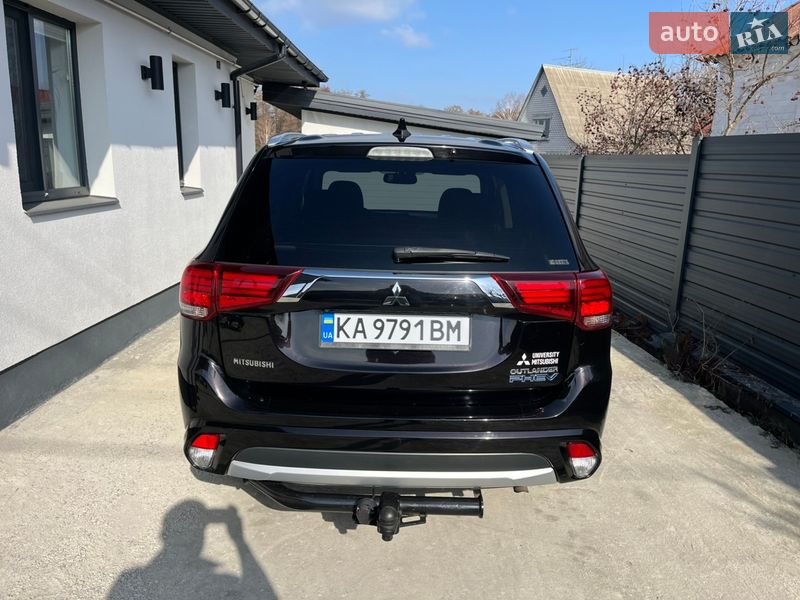 Внедорожник / Кроссовер Mitsubishi Outlander 2017 в Белой Церкви