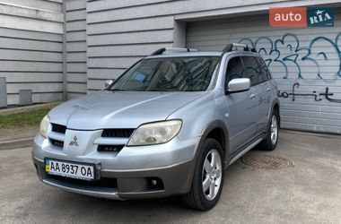 Внедорожник / Кроссовер Mitsubishi Outlander 2006 в Киеве