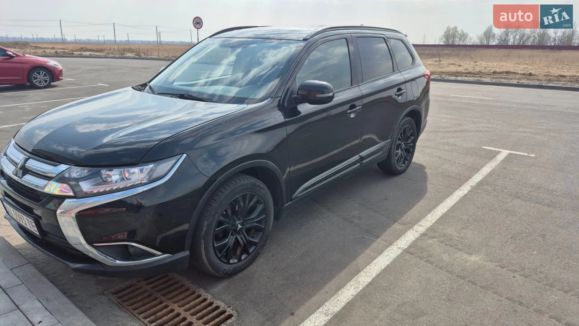 2018 Mitsubishi Outlander - мініатюра 16