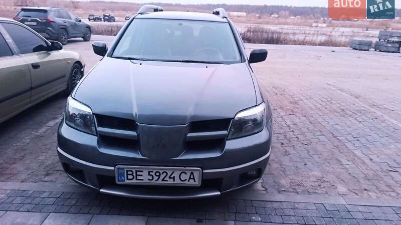 Внедорожник / Кроссовер Mitsubishi Outlander 2003 в Ирпене фото Внедорожник / Кроссовер Mitsubishi Outlander 2003 в Ирпене