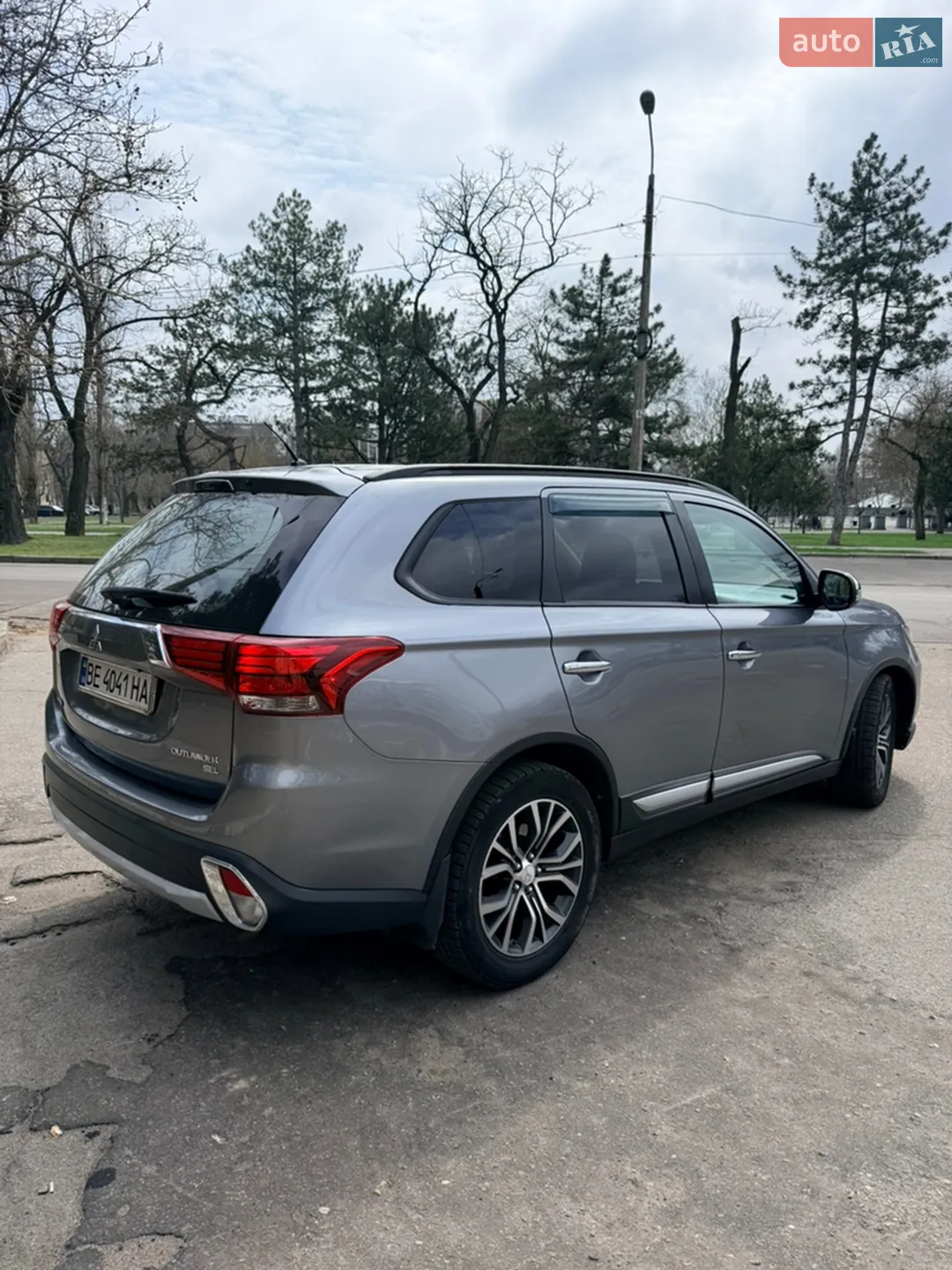 2016 Mitsubishi Outlander - мініатюра 6
