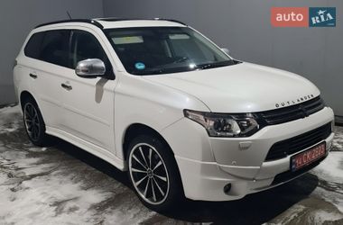 Внедорожник / Кроссовер Mitsubishi Outlander 2015 в Ивано-Франковске
